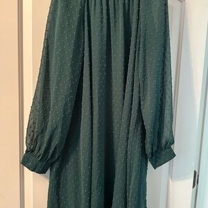Stylish Green Long-Sleeve Dress